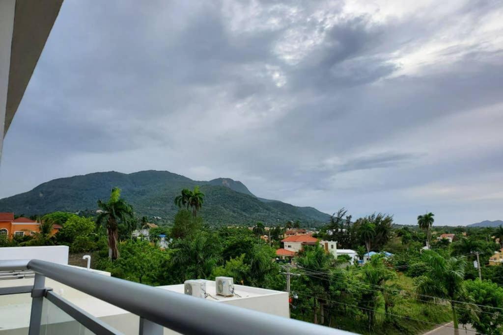 Hanly Roger'S Brand New Place Puerto Plata Exterior photo